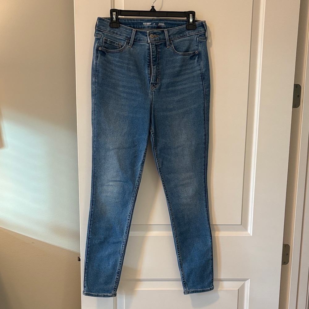 Old Navy Extra High Rise Rockstar Super Skinny Women's Jeans